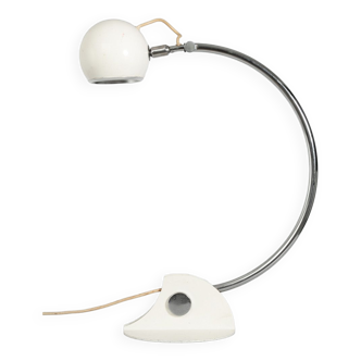 Lampe par luci cinisello - origine milan, italie - matériau : métal chromé peint en blanc