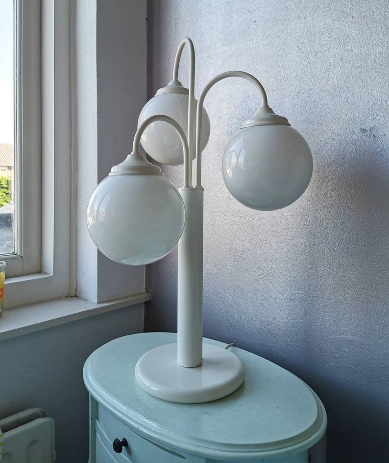 Lampe de table en métal blanc vintage avec 3 boules de lanterne, années 80