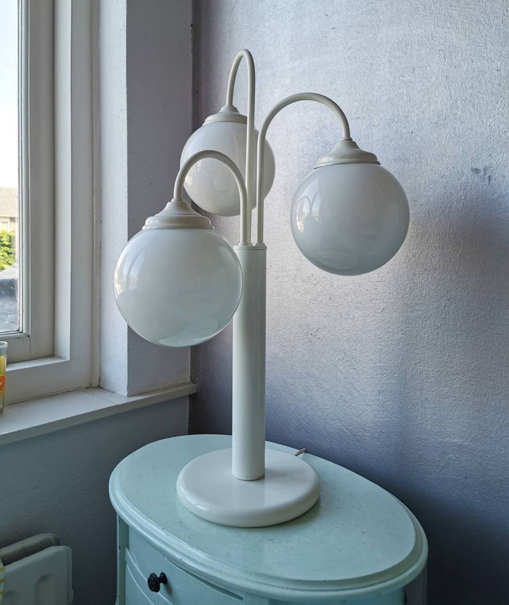 Lampe de table en métal blanc vintage avec 3 boules de lanterne, années 80