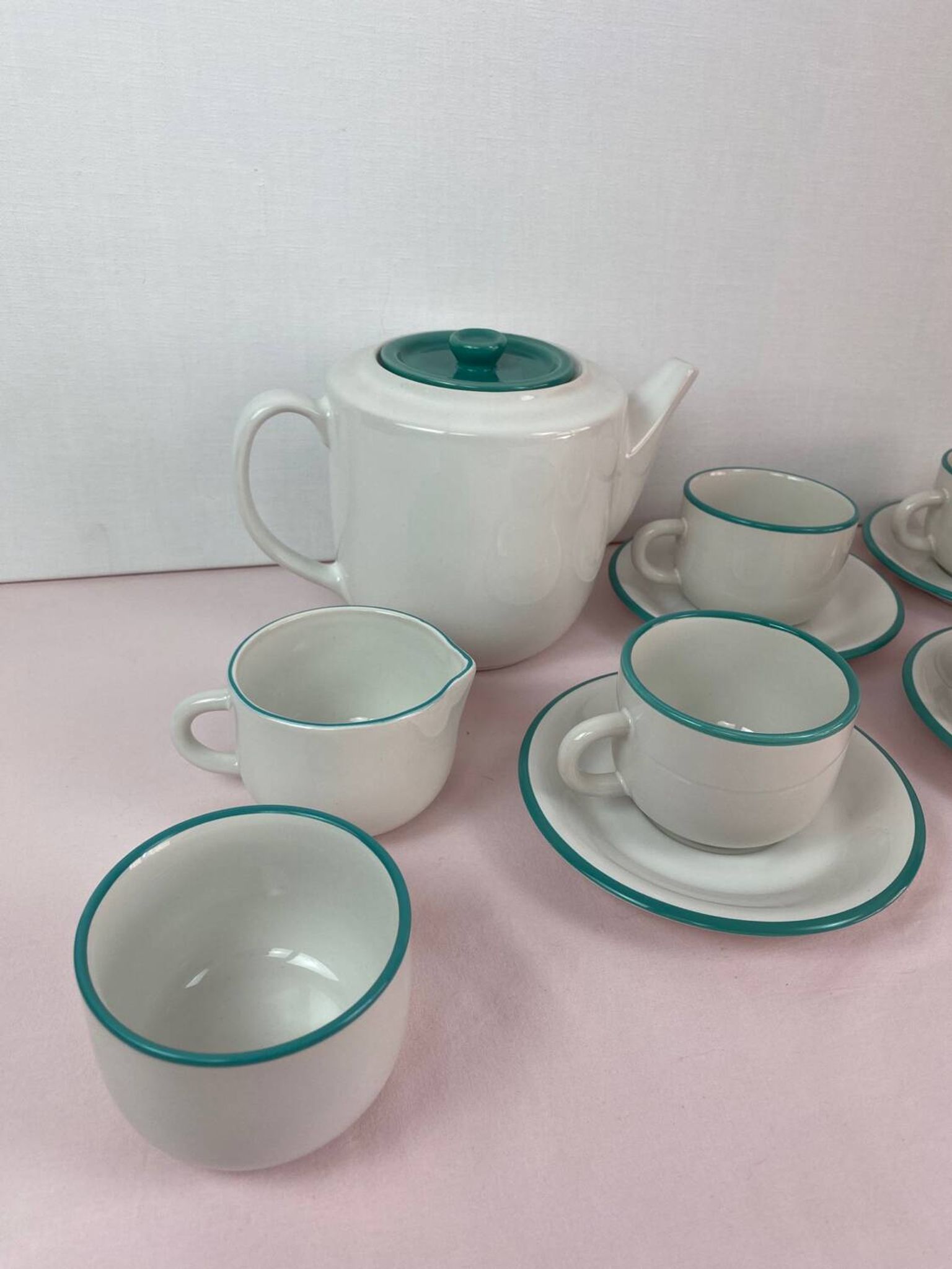 Service blanc et vert vintage