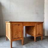 Bureau ancien en chêne massif brut, aérogommé et ciré