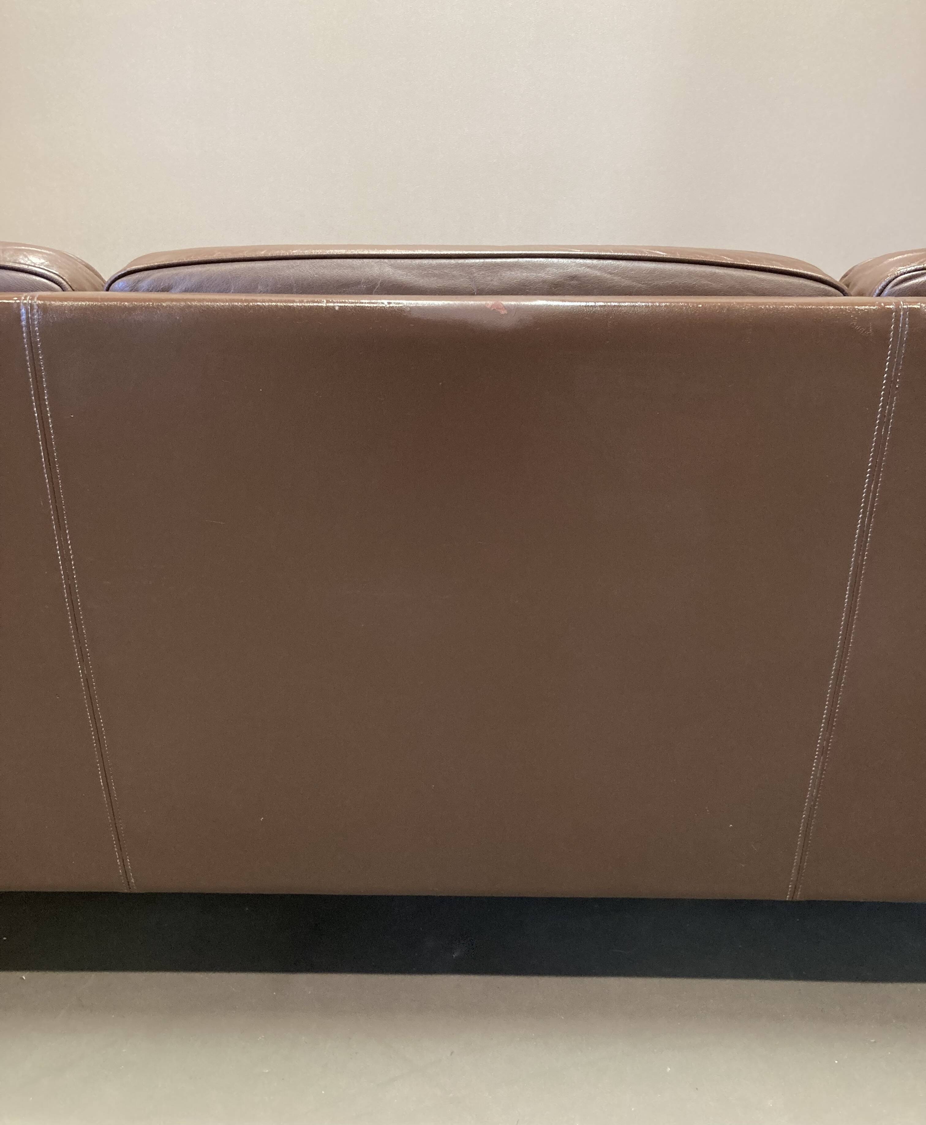 Scandinavian design 3-seater leather sofa.