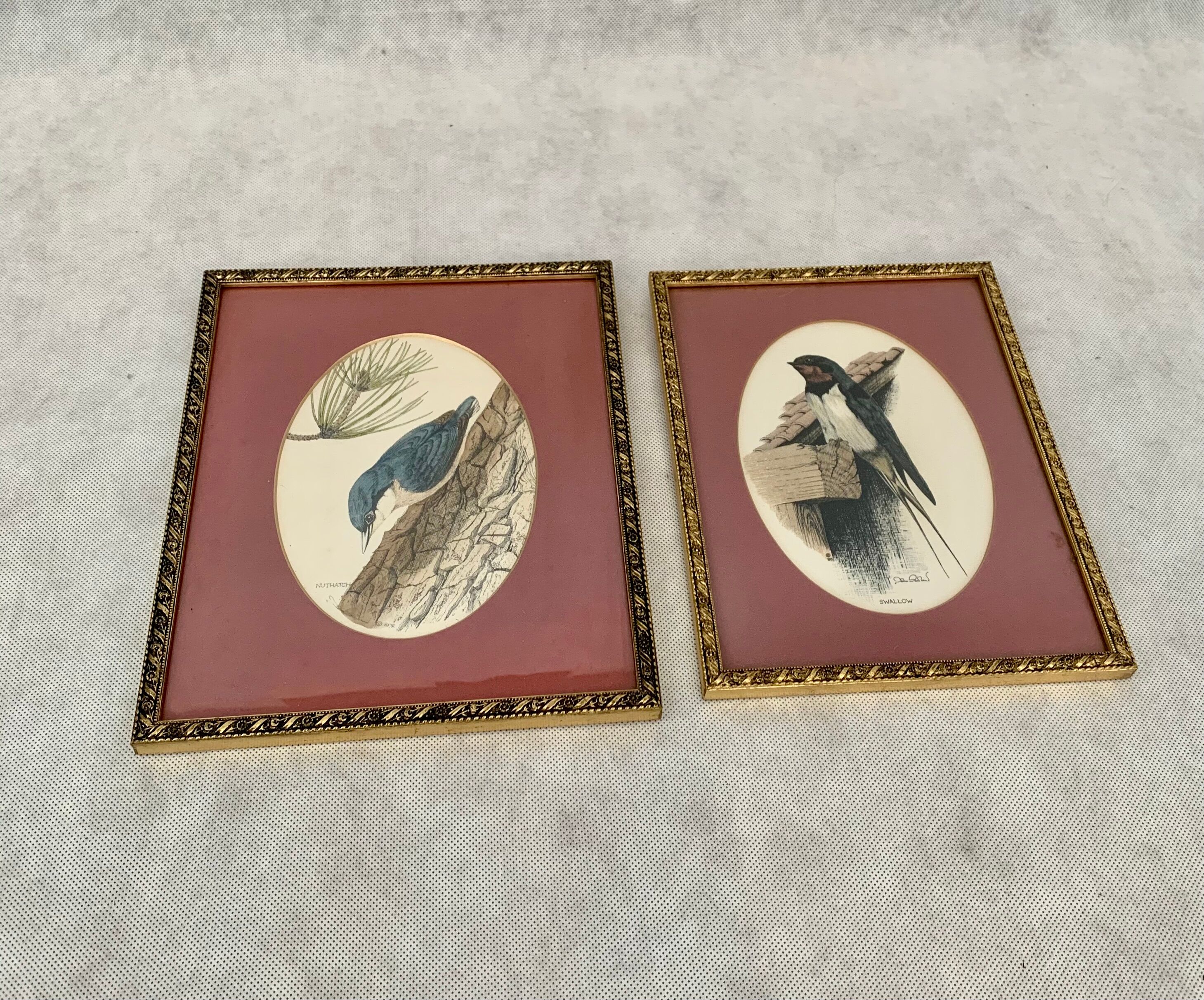 Set of 2 bird prints