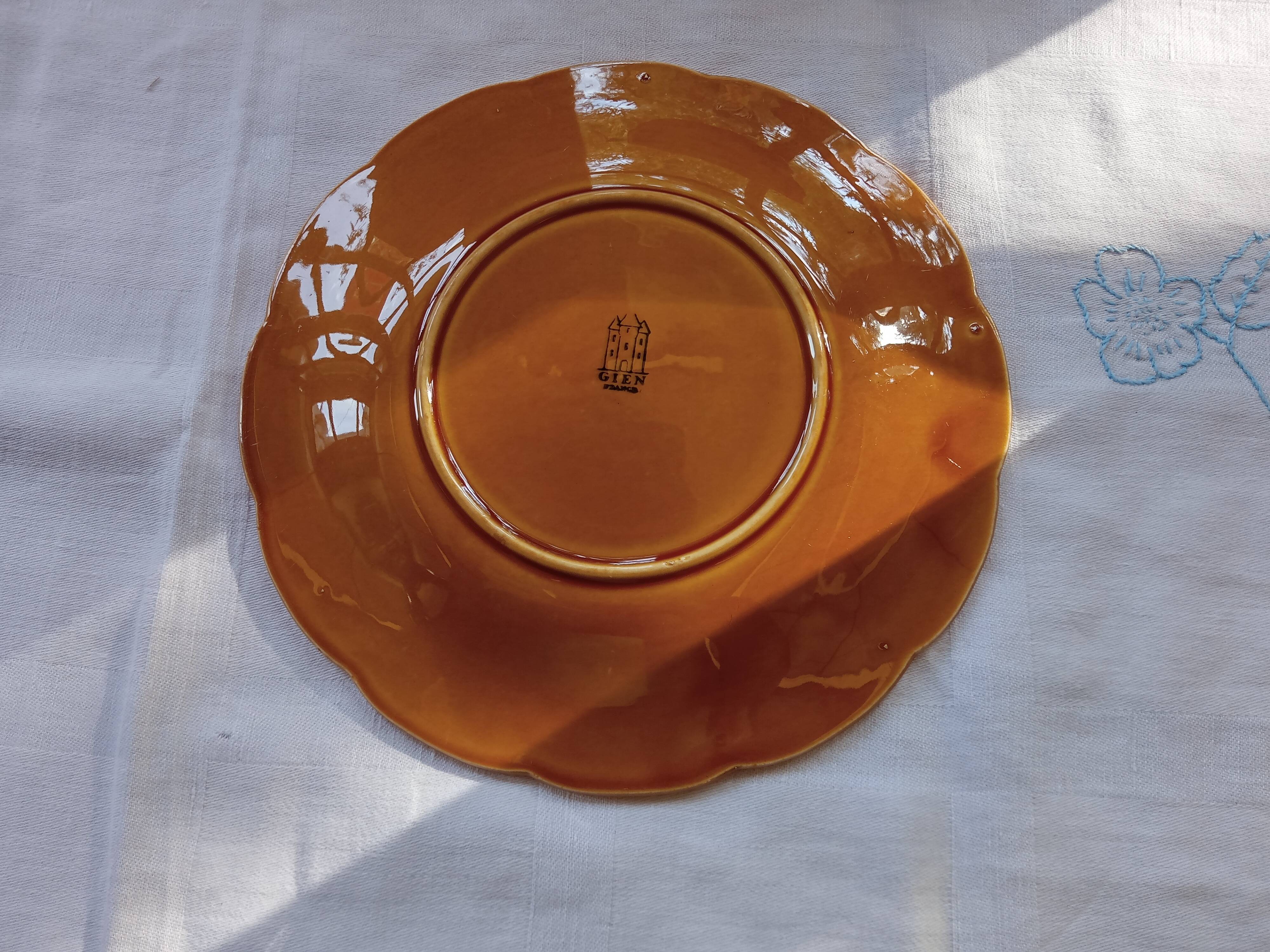 8 old Gien plates