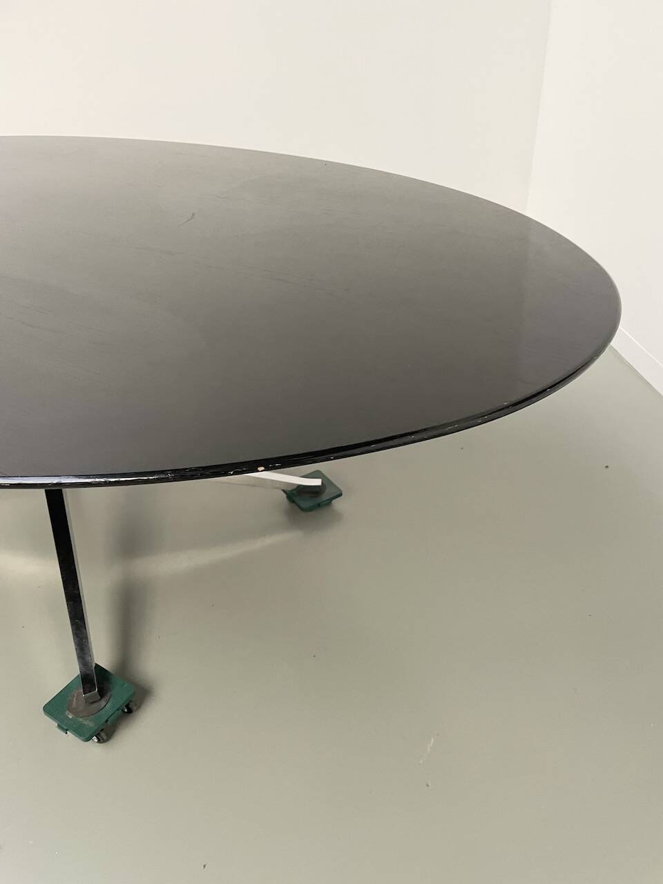 Knoll 244 cm conference or dining table