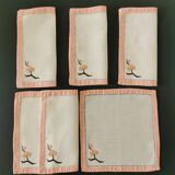 Nappe à thé ancienne avec serviettes