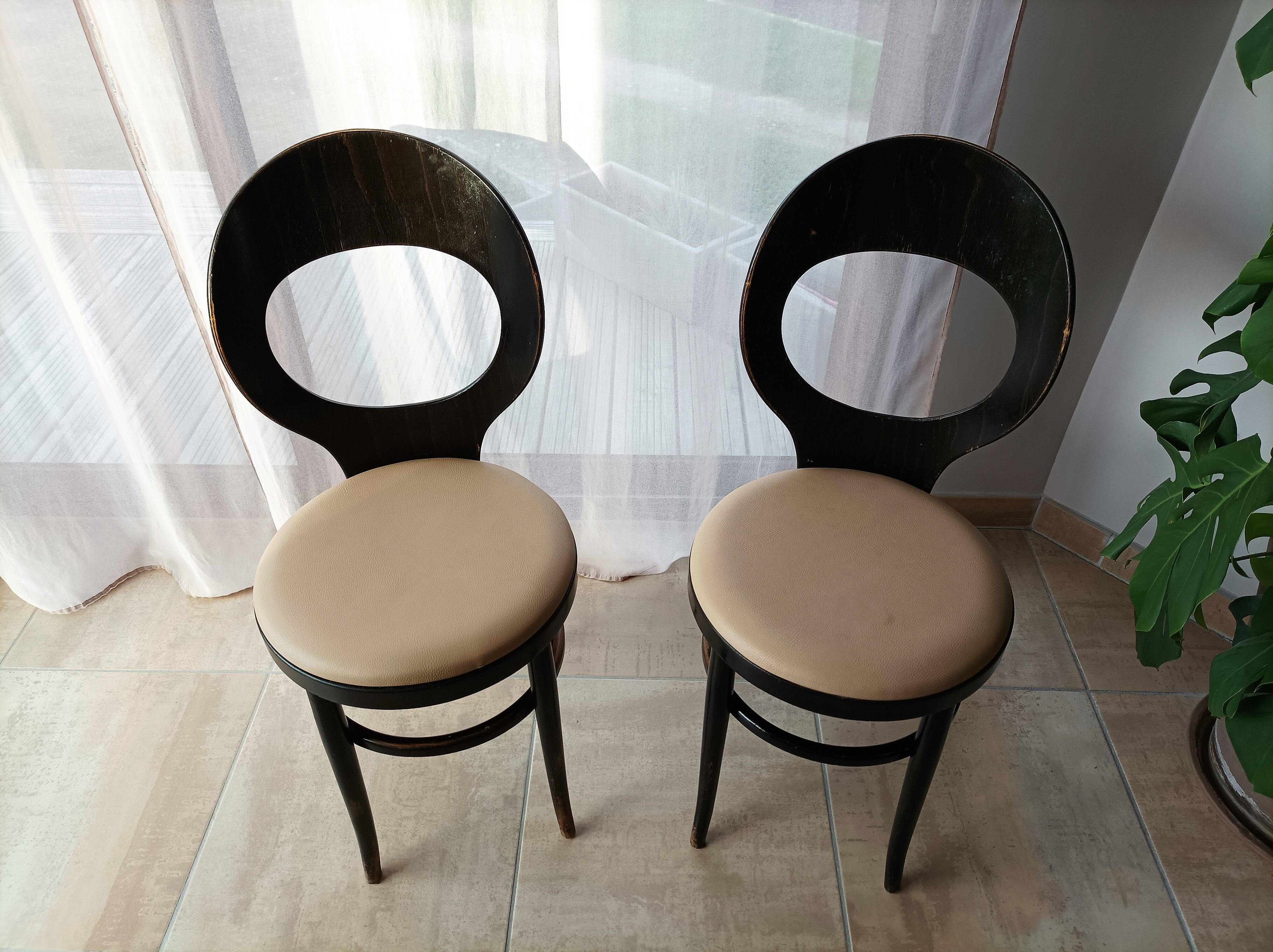 Set of 2 Baumann mouette bistro chairs