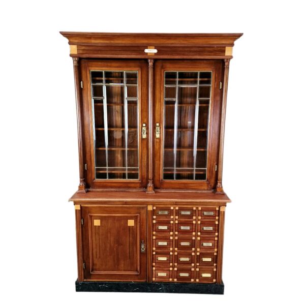 Armoire de pharmacie Art Déco, 1909