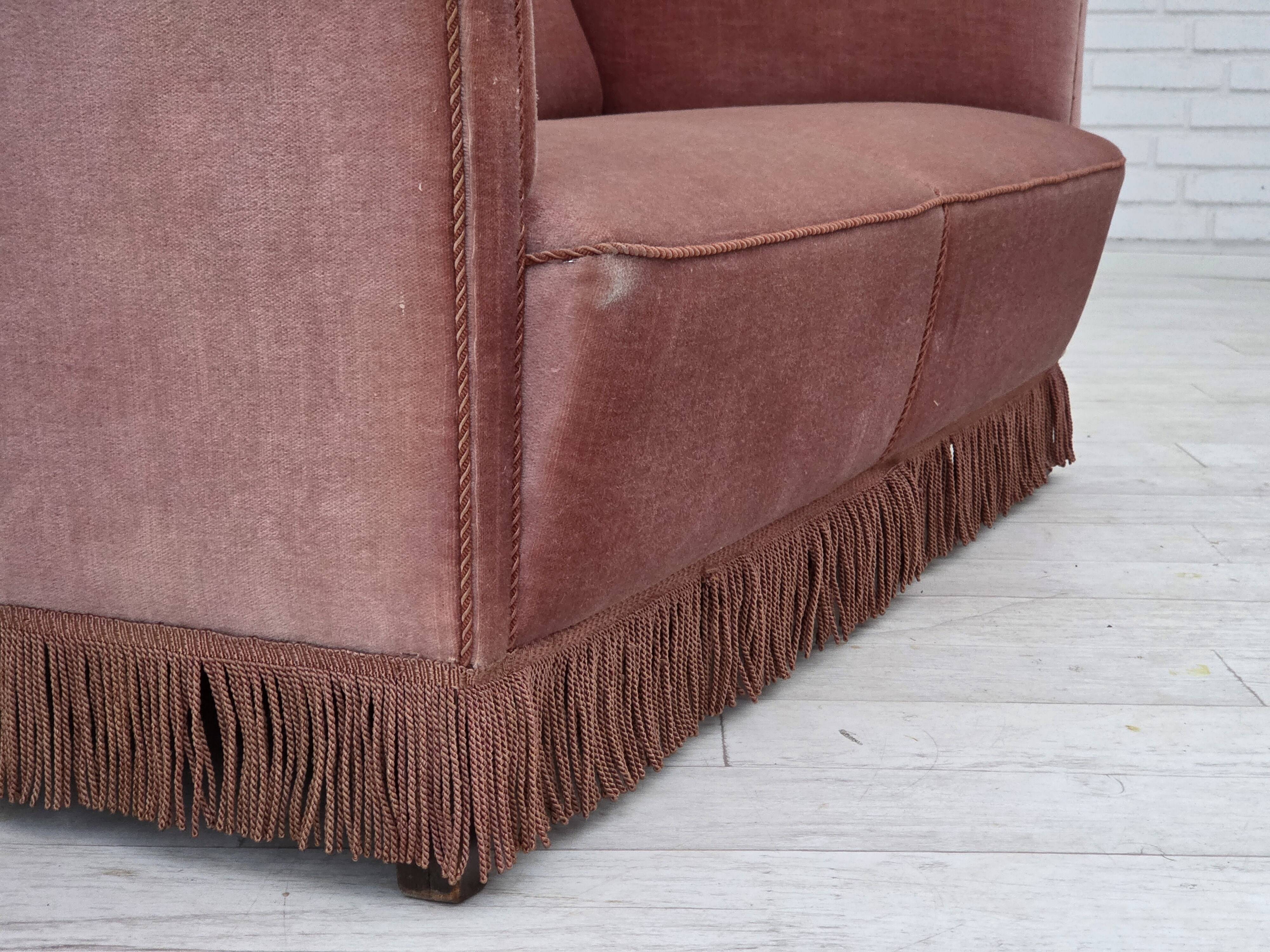 1970s, Danish 2-seater sofa, original salmon pink furniture velour.