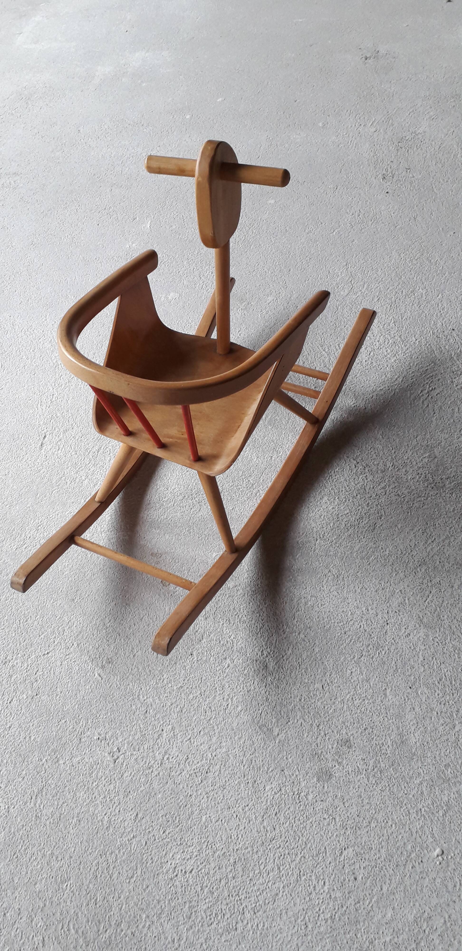 Cheval à bascule Baumann