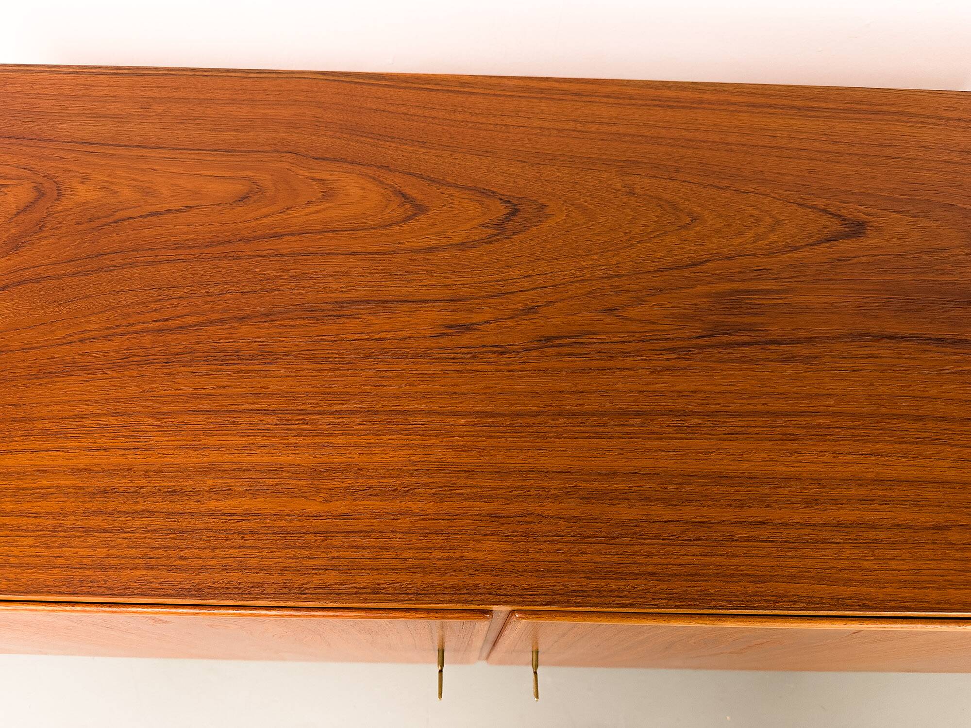 Enfilade danoise en teck par Carlo Jensen pour Hundevad & Co., 1960s