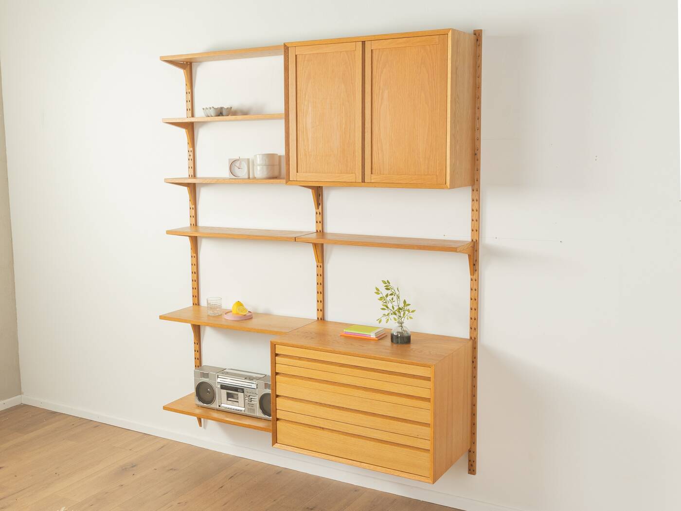 1960s wall shelf, Poul Cadovius