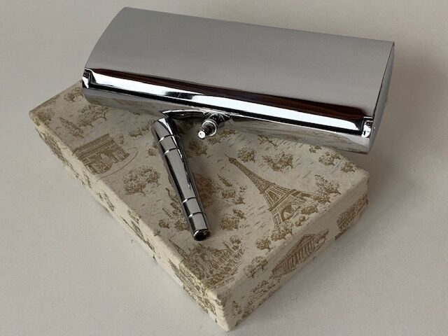 Stainless steel table crumb pickup