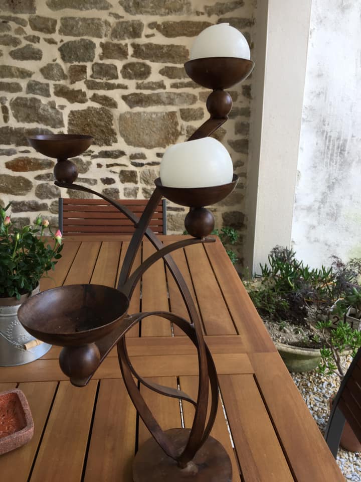 Chandelier 4 metal branches "rusted effect"