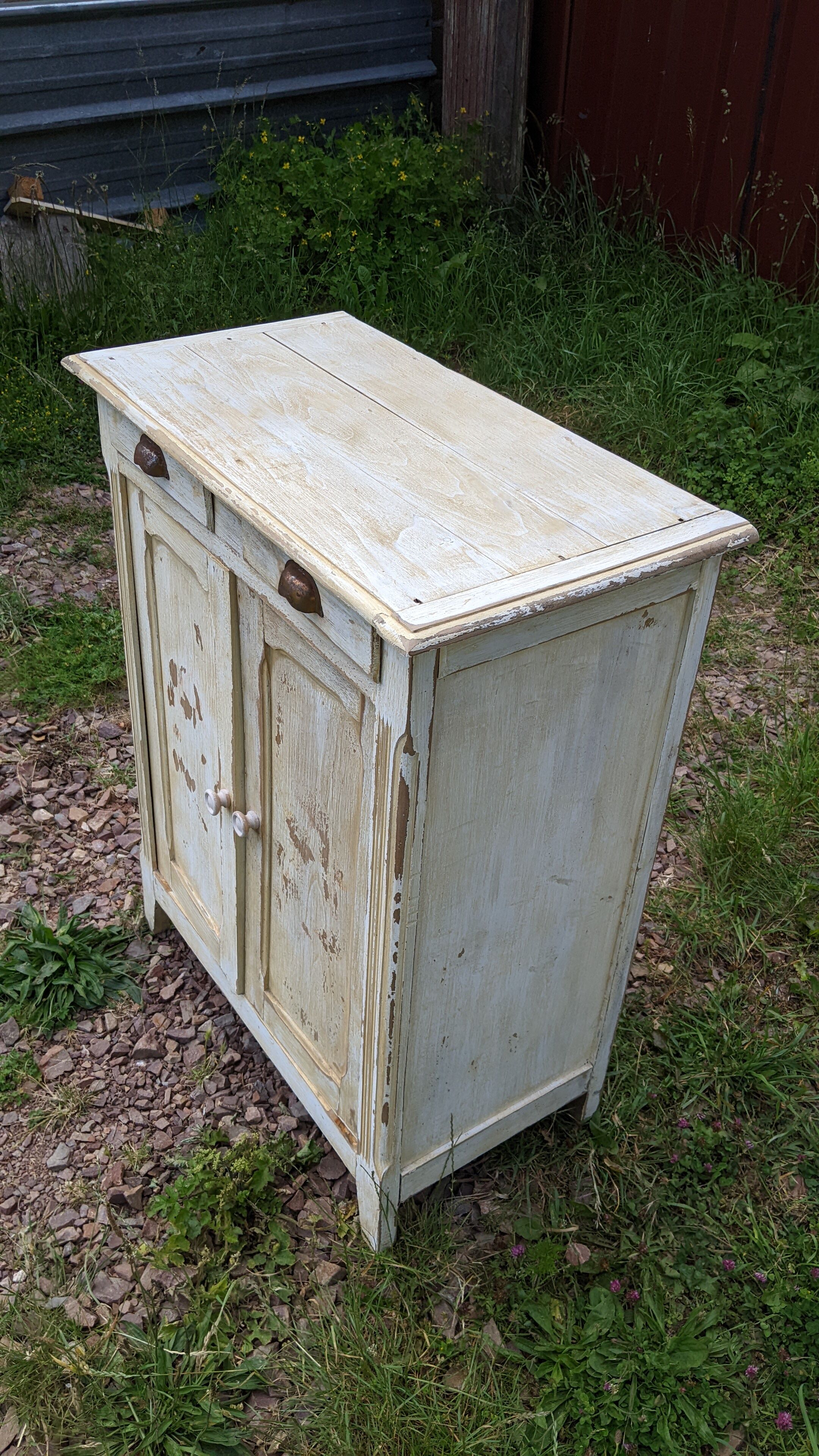 Former Parisian buffet