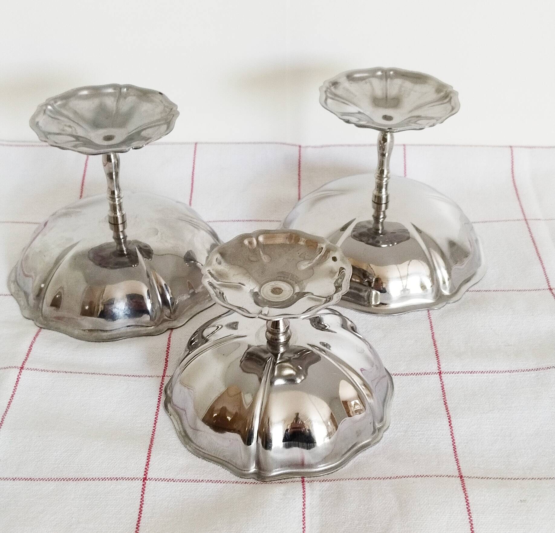 Set of 3 ice cream cups on foot, Guy Degrenne (ref 10)