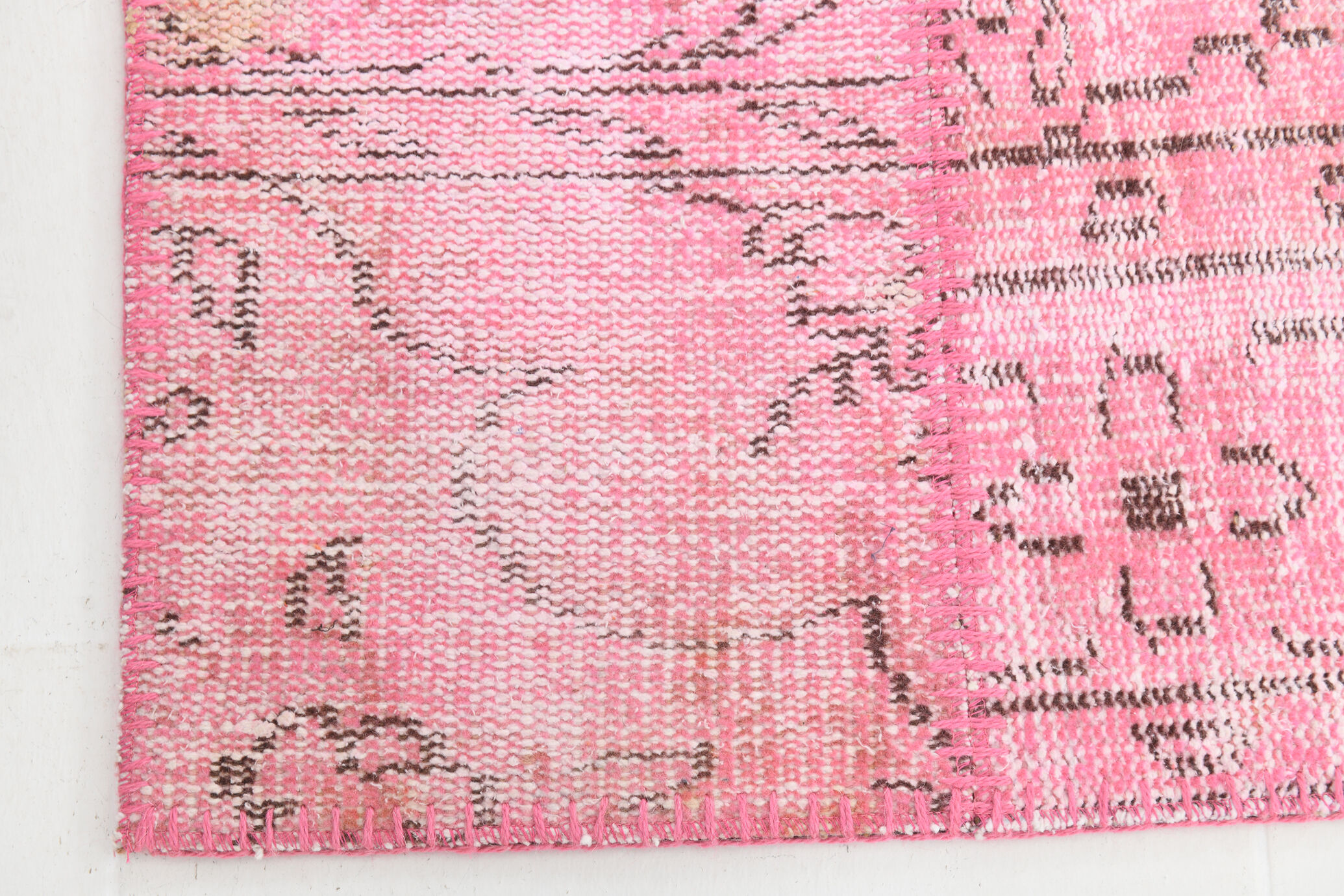 4x7 Soft Pink Vintage Patchwork Rug 225x123Cm