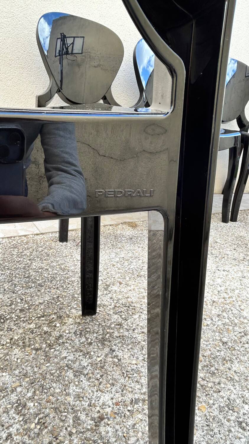 4 Queen chairs 650 Pedrali