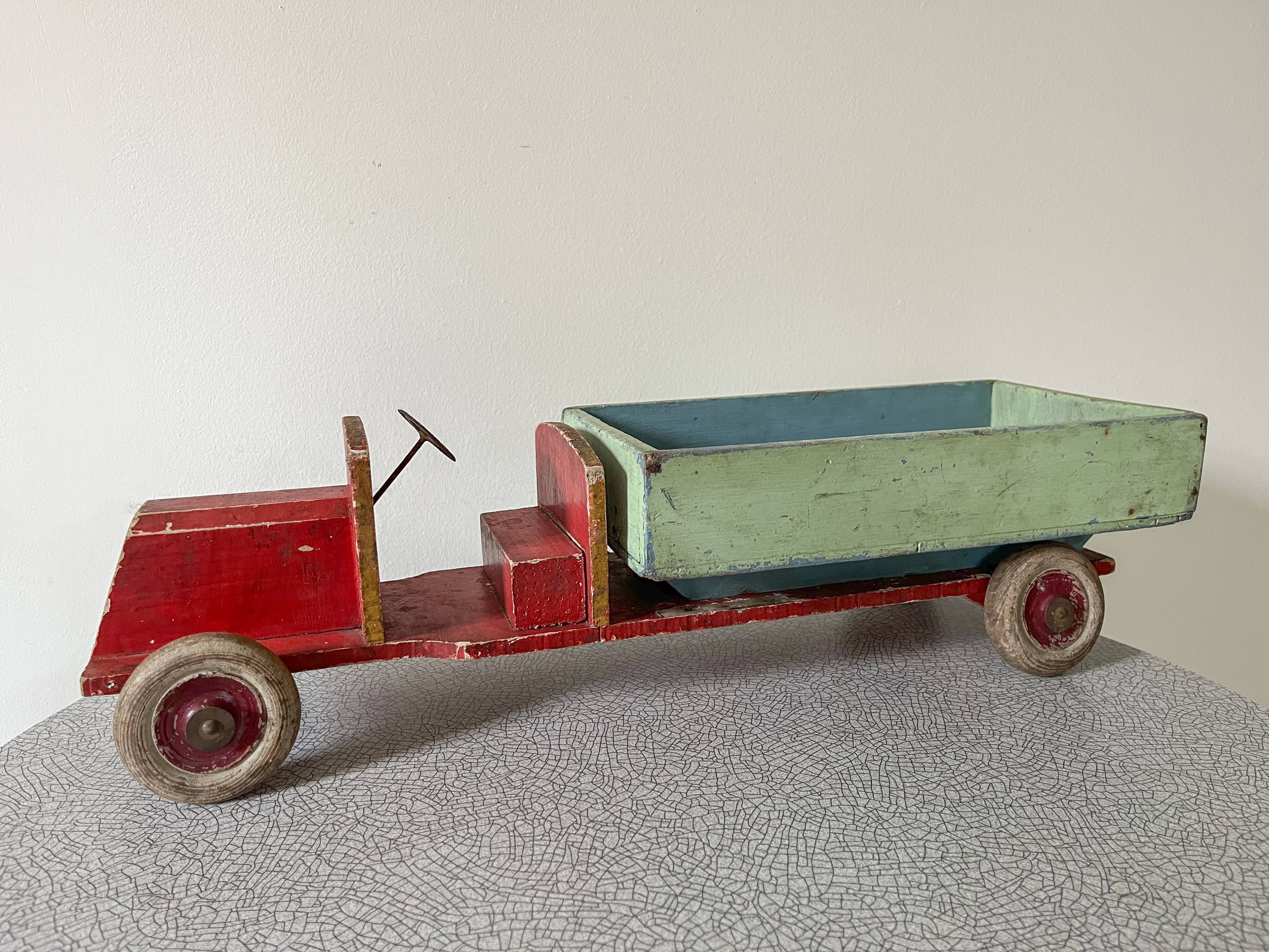 Wooden flatbed truck from the 30s-40s