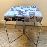 Tabouret tubulaire ottoman années 70 valeri