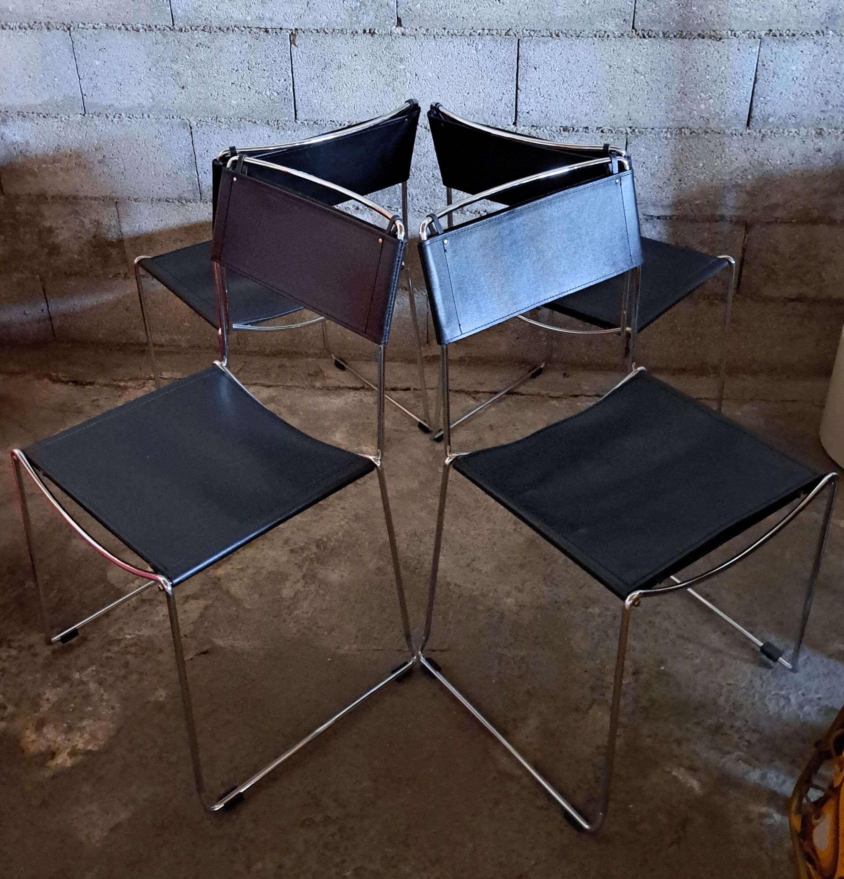 Set of 4 Giandomenico Belotti leather chairs Italian 1980