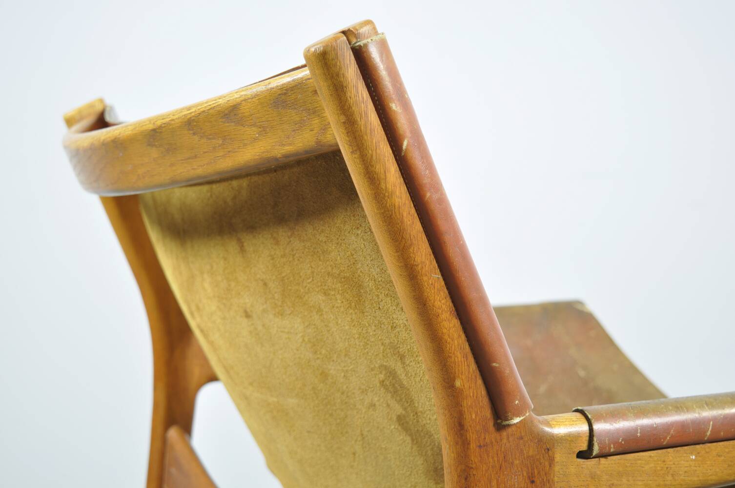 A/S MIKAEL LAURSEN / vintage leather armchair / Illum Wikkelsø / Denmark 1960s