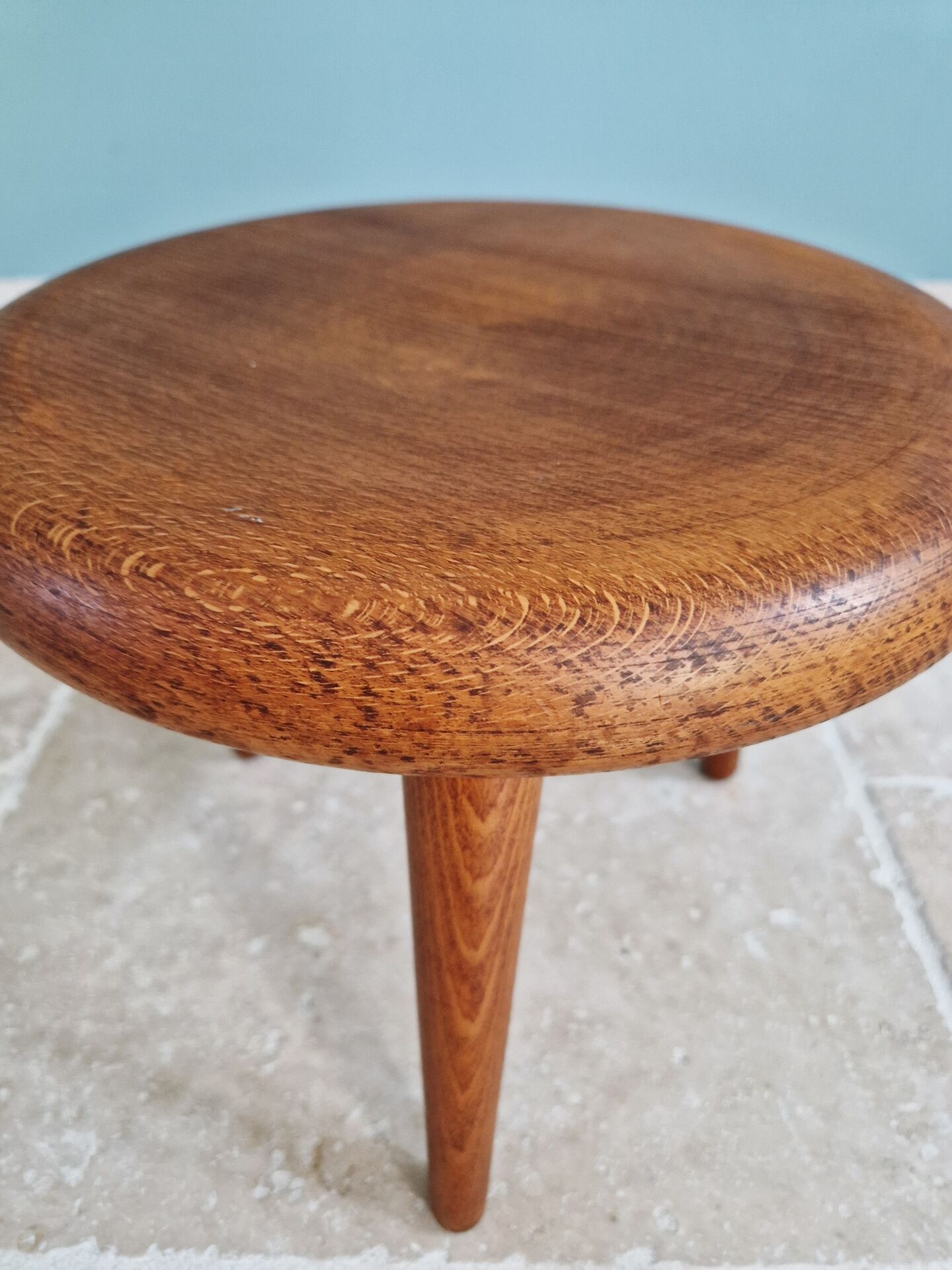 Modernist tripod stool in solid wood, 1950s
