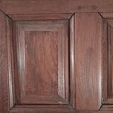 18th-century wardrobe, in walnut, minimalist style.