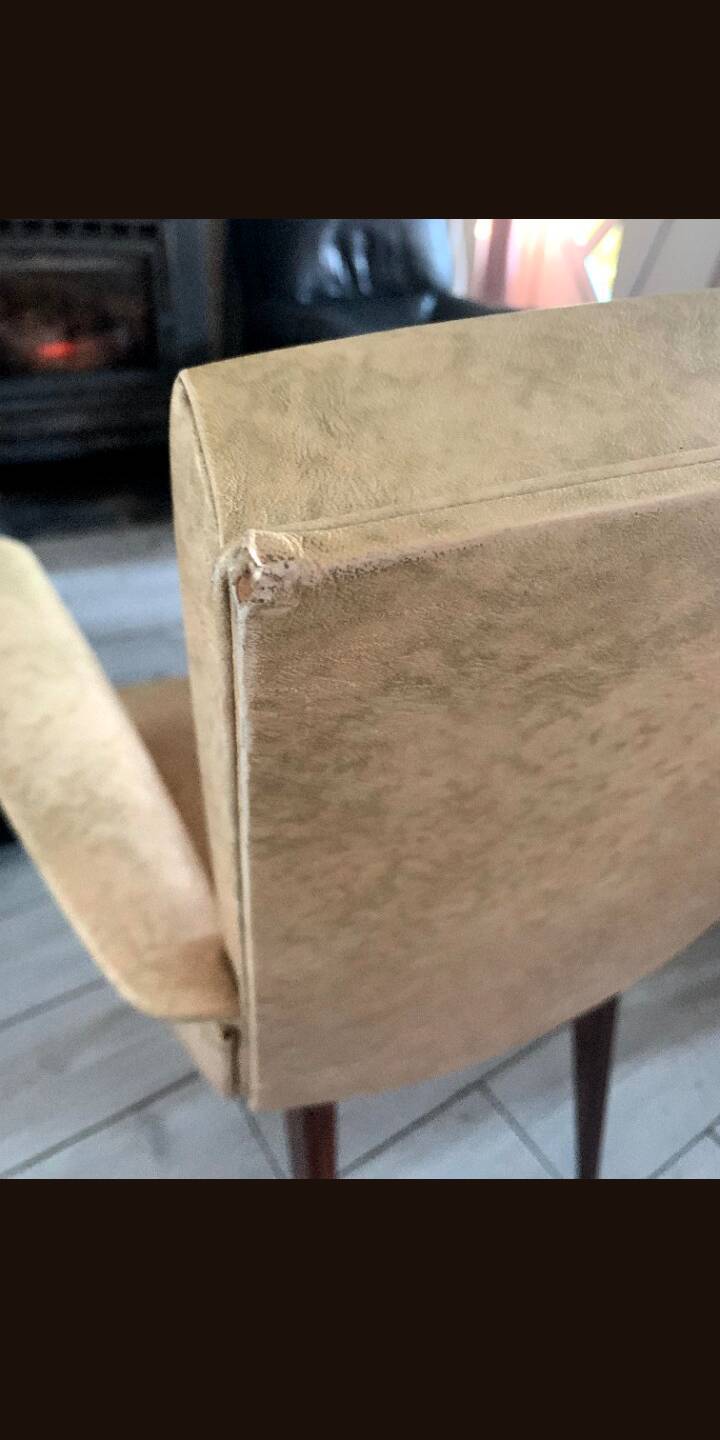 Pair of bridge armchairs in speckled faux leather, 1950.