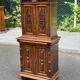 Renaissance sideboard with recess, 17th century, in carved walnut, 177cm