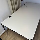 Usm haller advanced desk/table in pearl grey laminate
