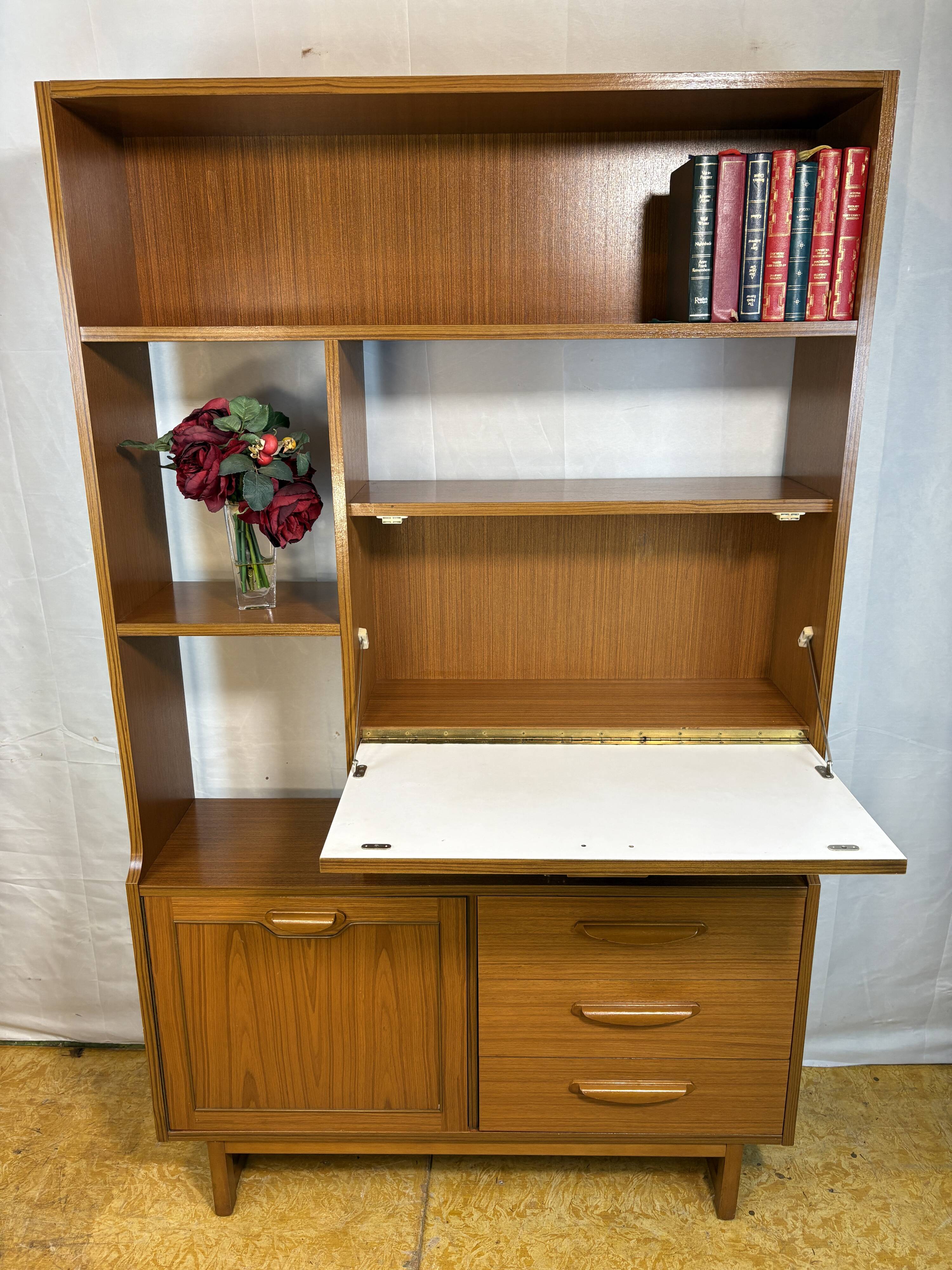 Mid-Century Retro Vintage Room Divider / Shelving Unit by Stonehill – State