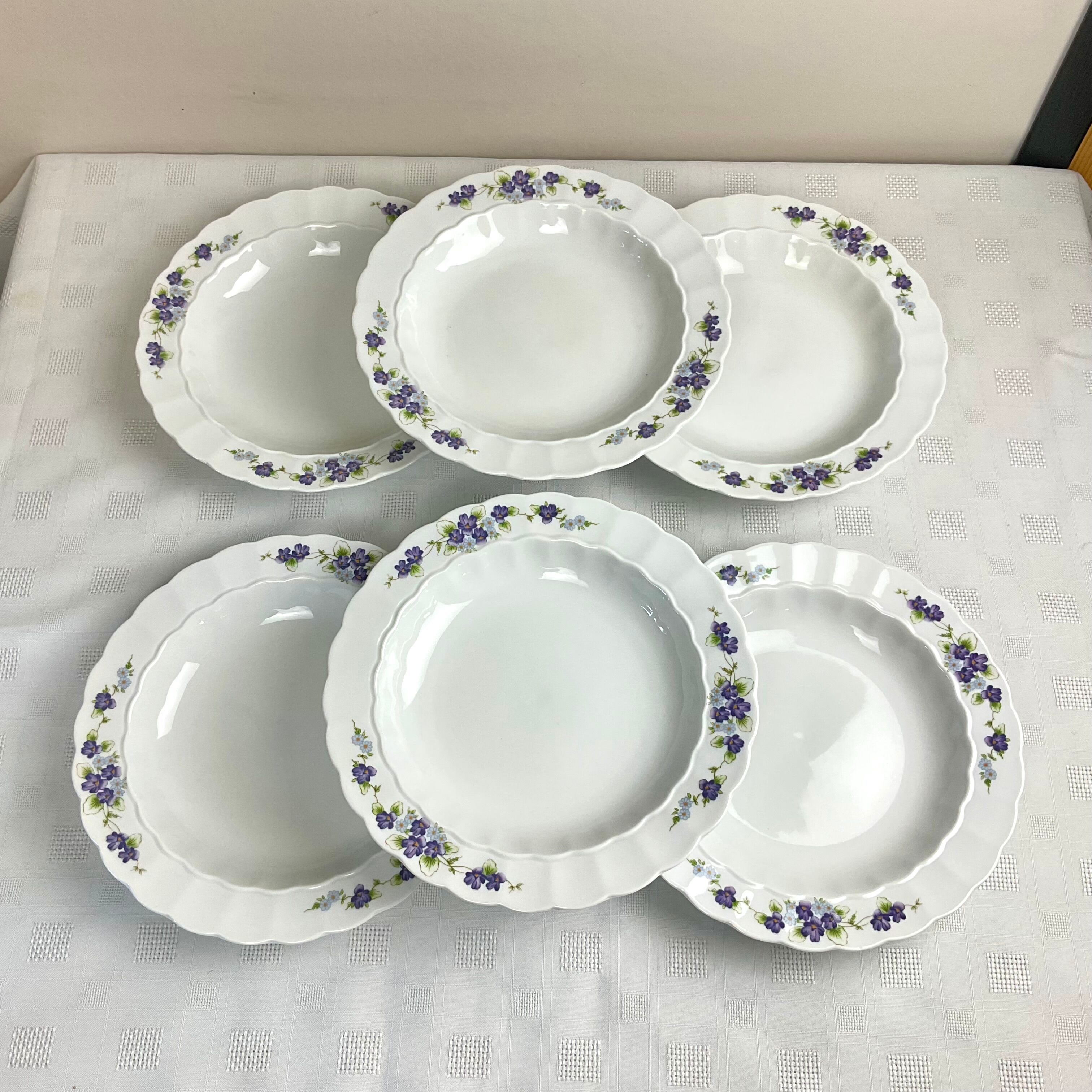 Plates with forget-me-nots decoration Eschenbach Bavaria Germany