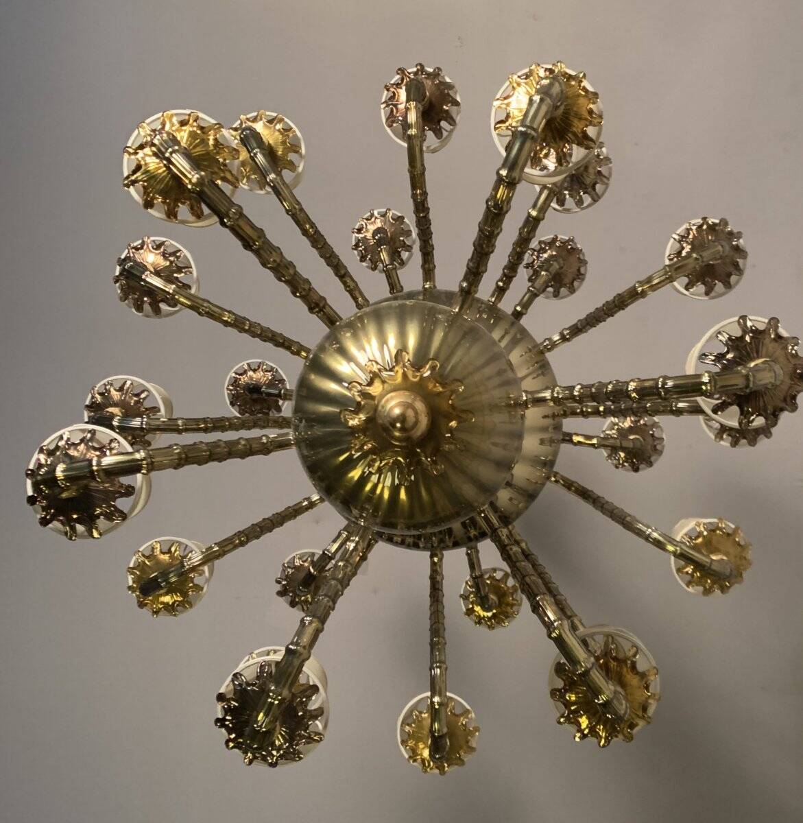 Venetian chandelier in gilded Murano glass, circa 1980