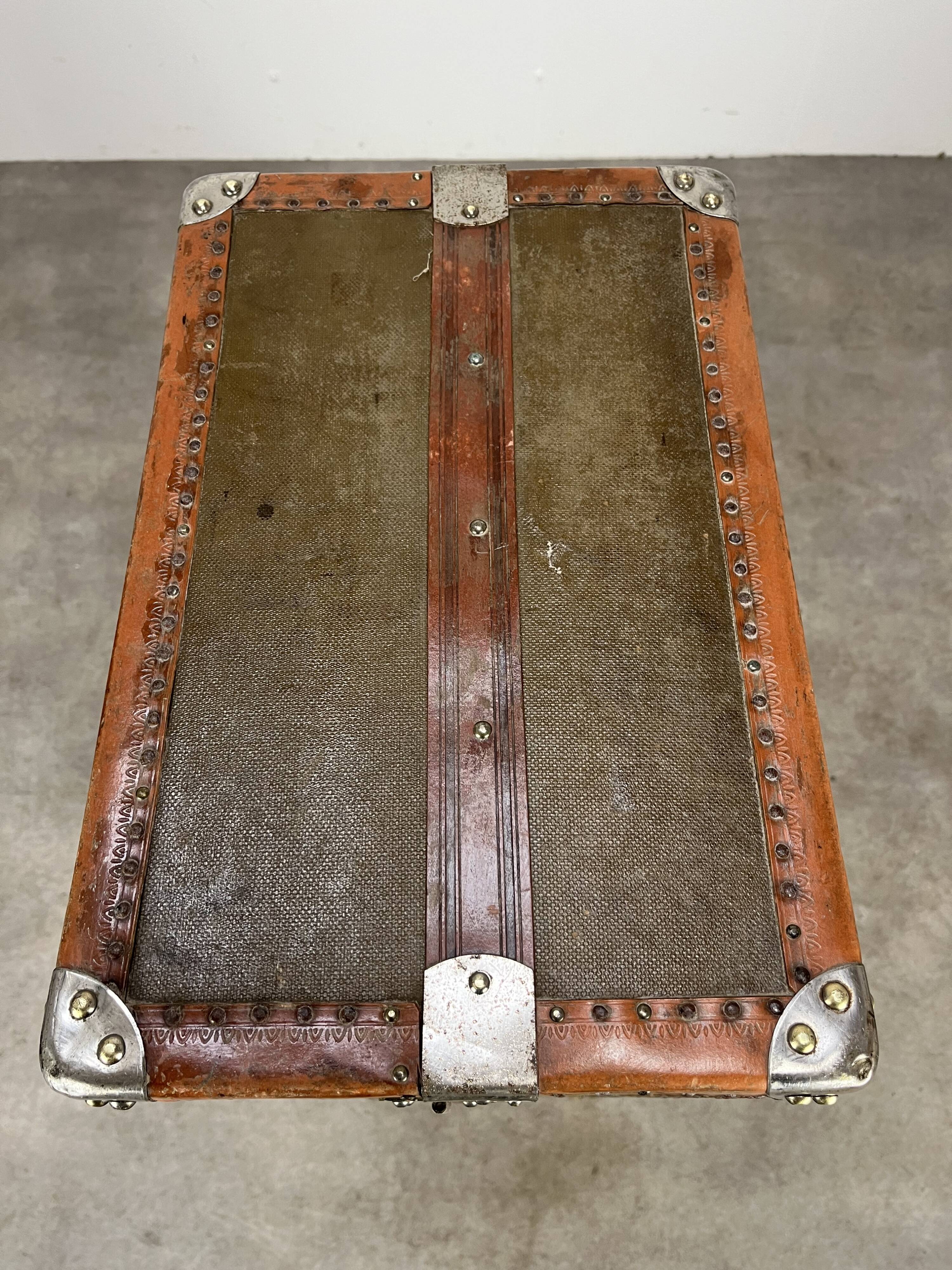 “MallePlume Paris” cabin trunk