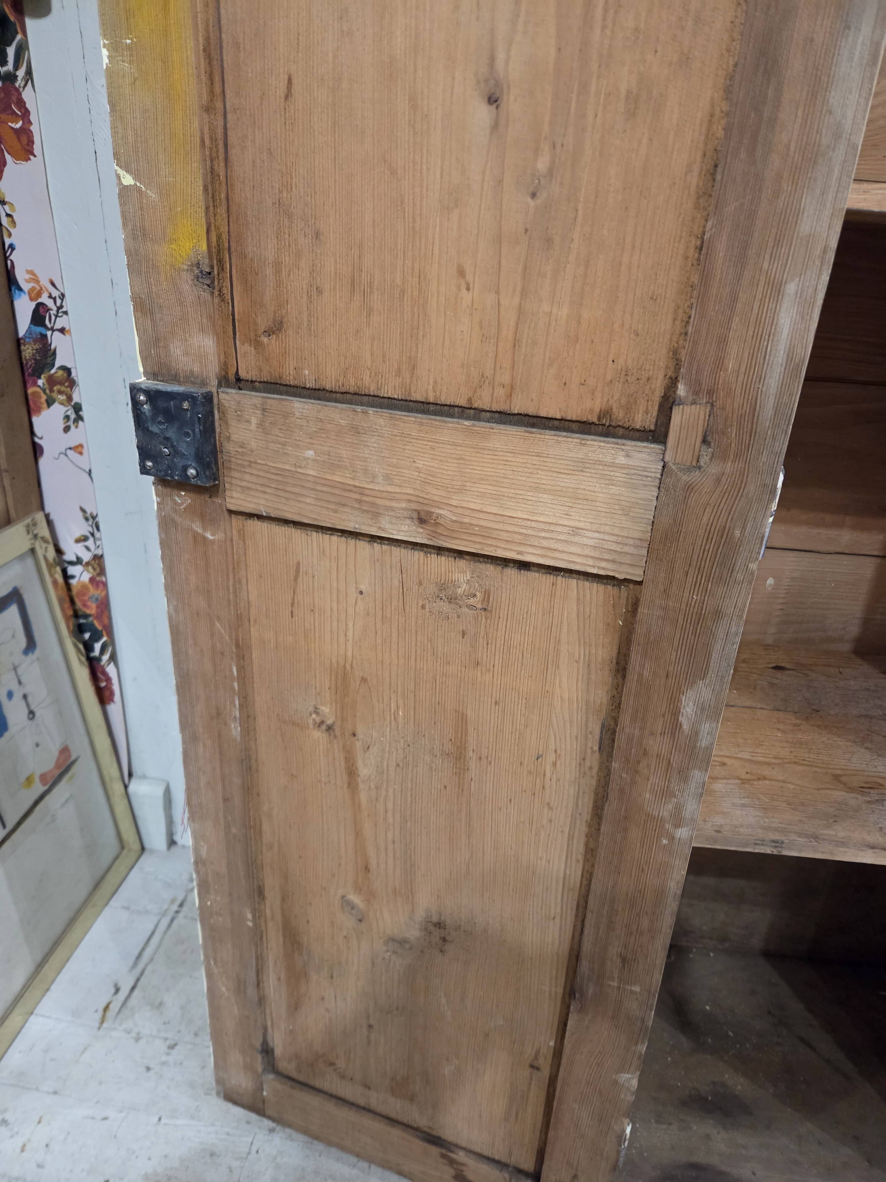 Stripped parisian wardrobe