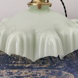 Green opaline suspension