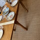 Extendable farmhouse table with 2 vintage leaves