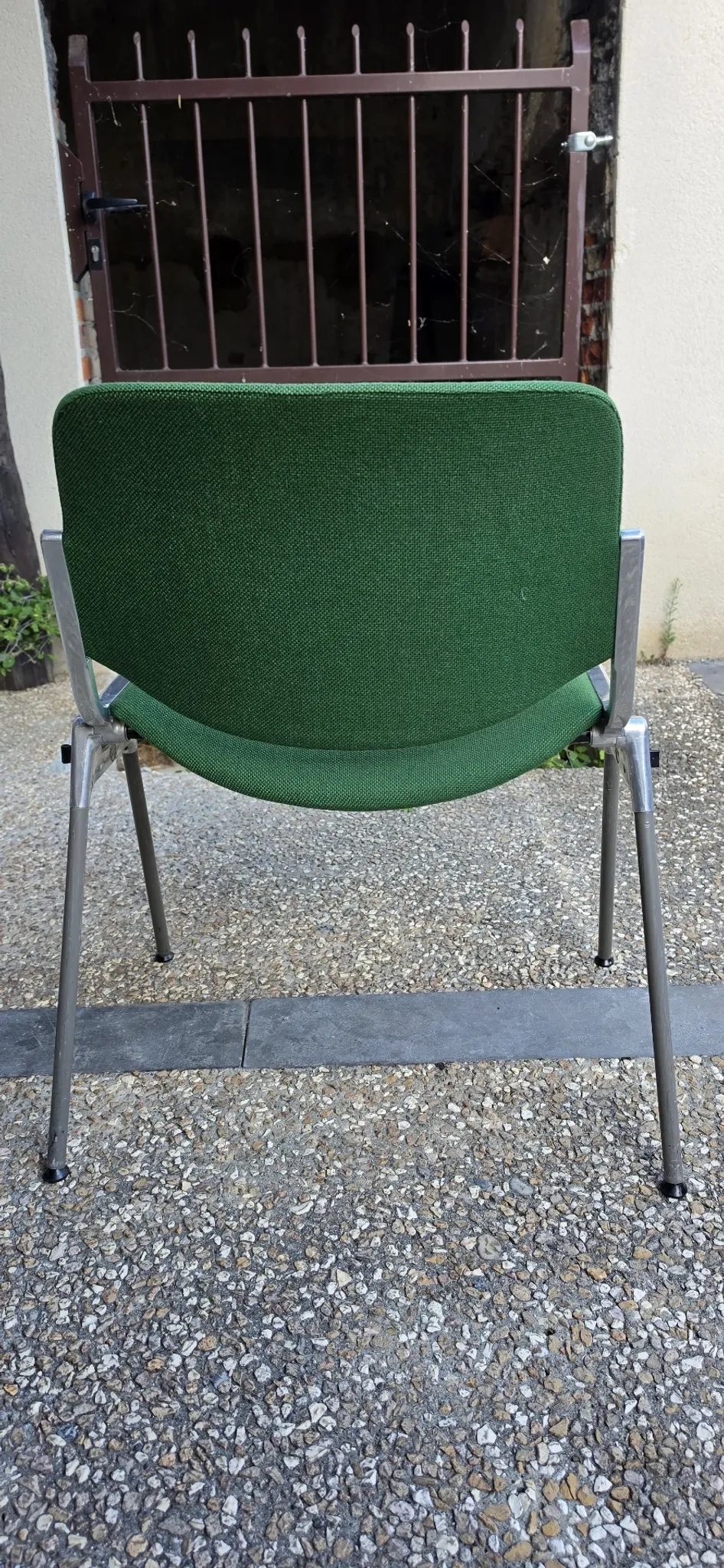 Set of 3 DSC 106 chairs by Castelli, Giancarlo Piretti, forest green.
