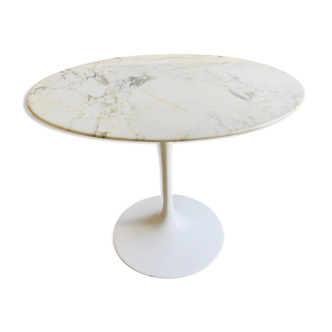 Table Tulip by Eero Saarinen for Knoll