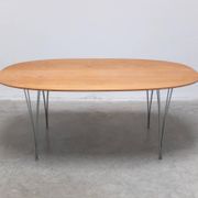 ‘Super-Elliptical’ table in oak by Piet Hein & Bruno Mathsson for Fritz Hansen, 1968