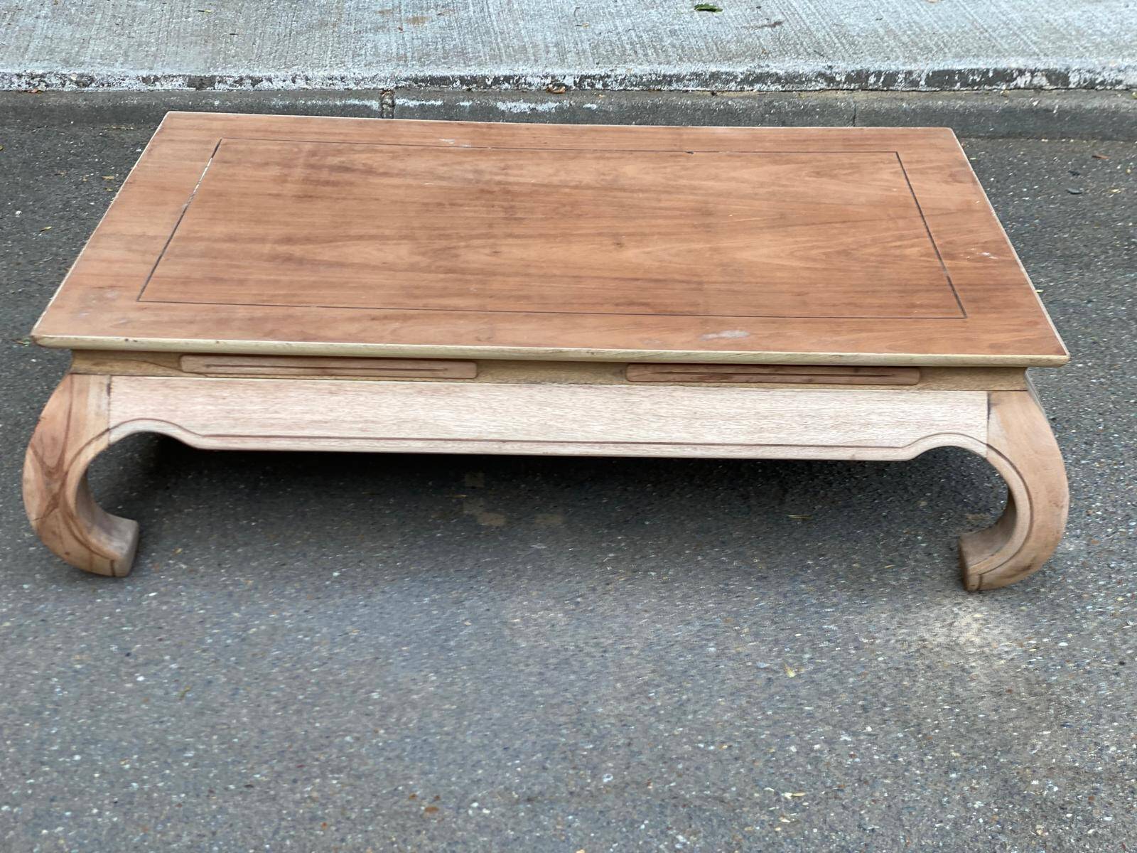 Decapitated opium coffee table in raw wood from the 90s.