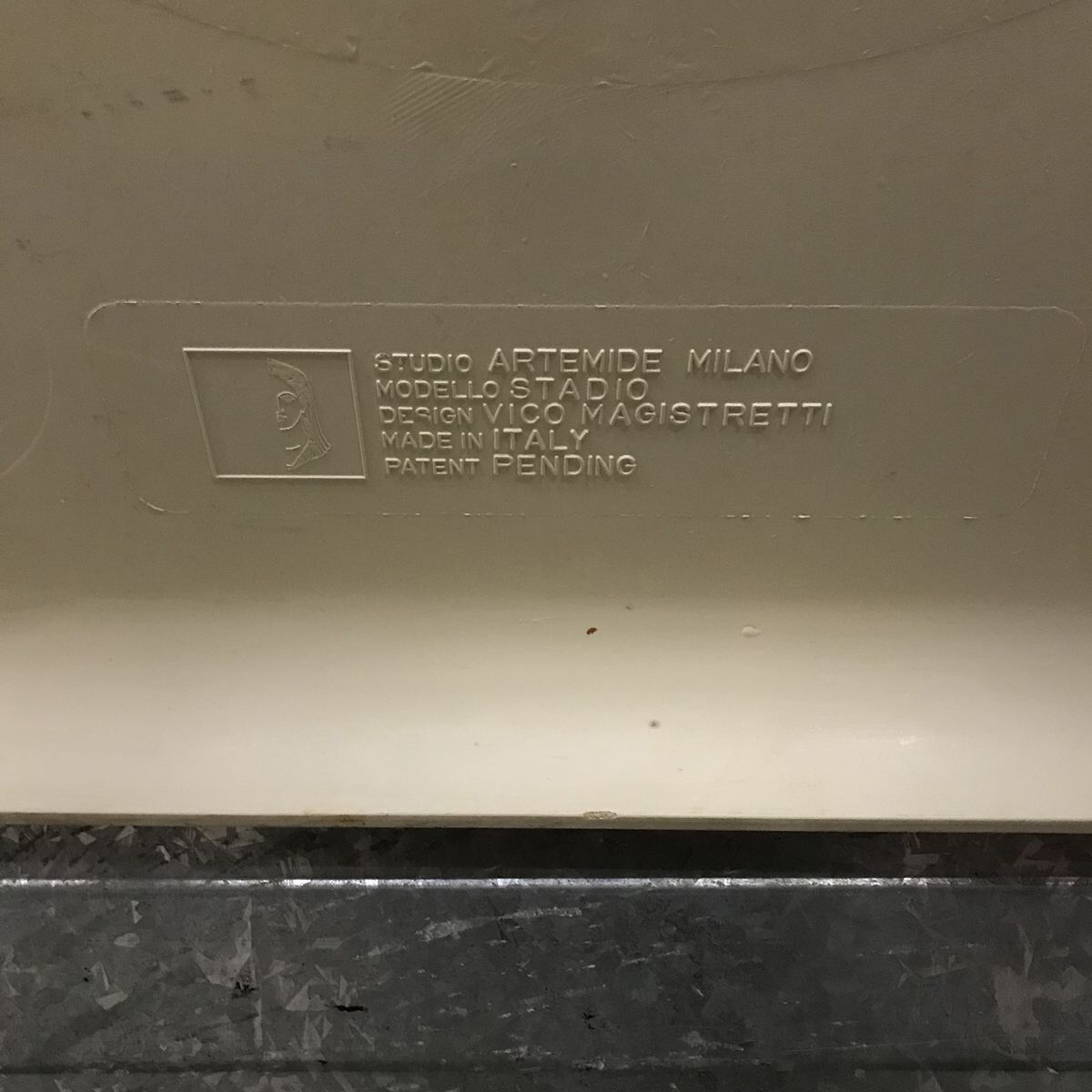 Stadio table by Vico Magistretti, Artemide