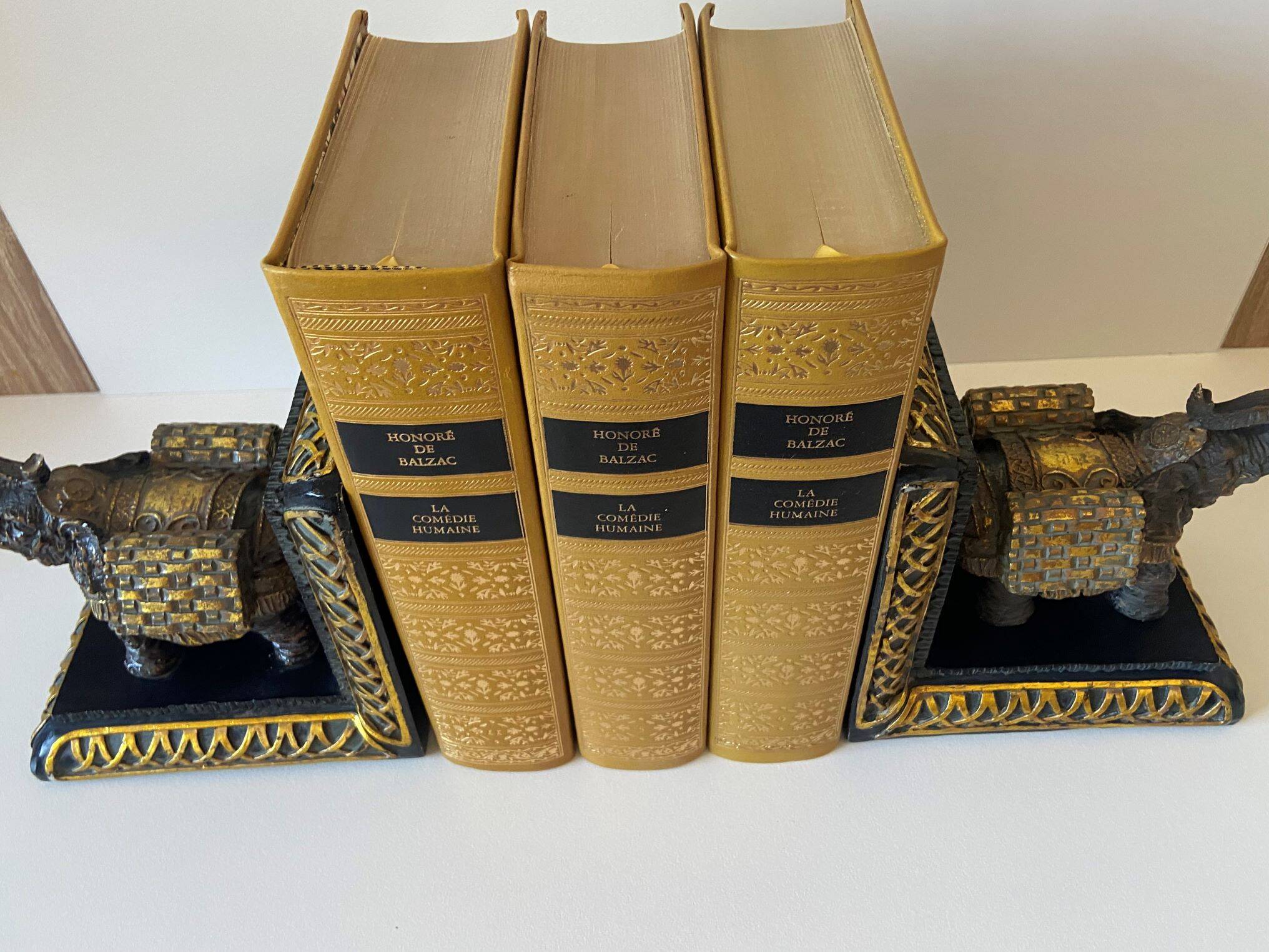 Pair of Unique Decorative Elephant Bookends Made in India