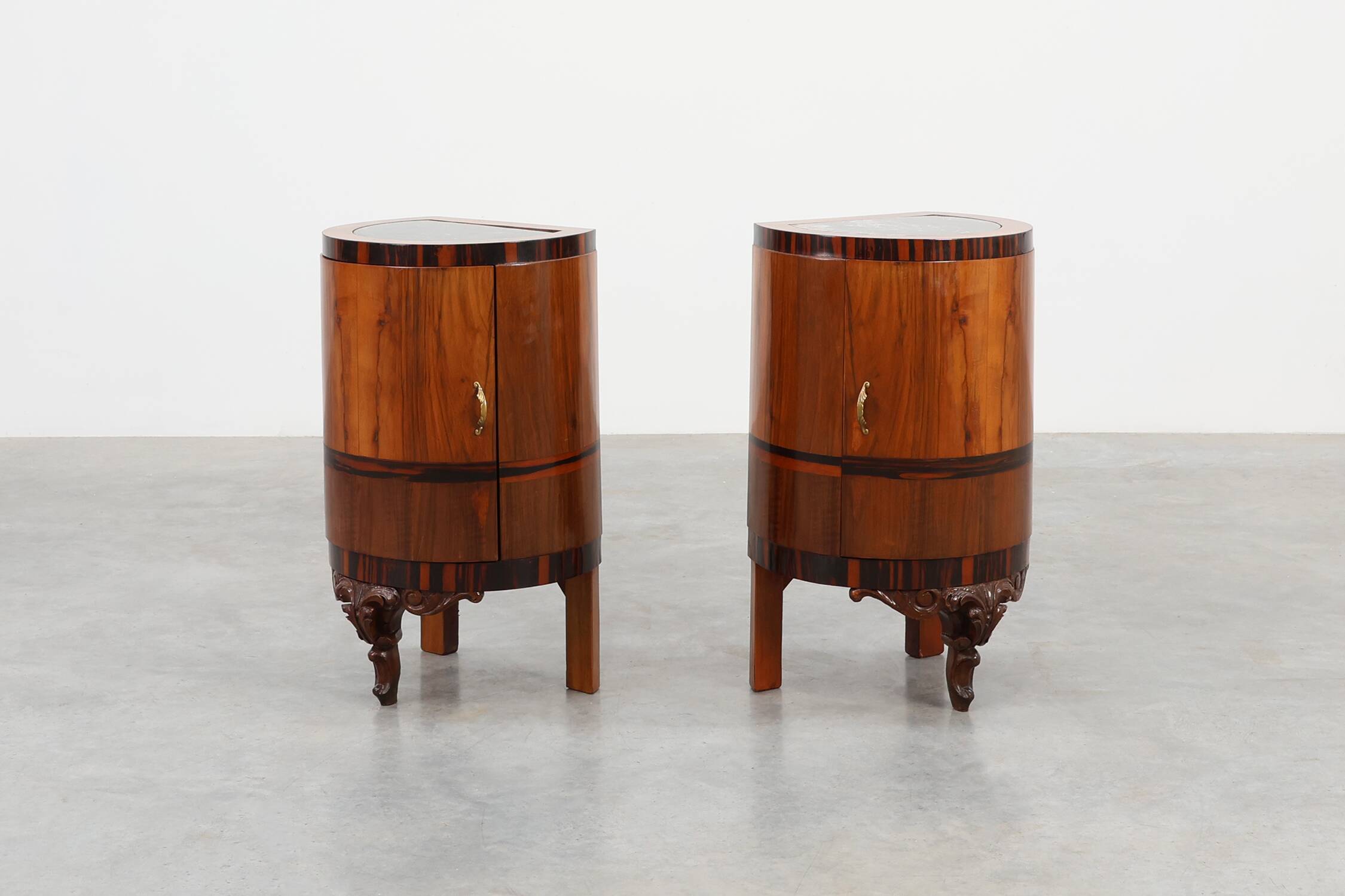 Pair walnut and marble Art Deco Nightstands, Italy 1920s