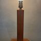 Pied de lampe moderniste en cuir fauve 1950 le Tanneur Paris.
