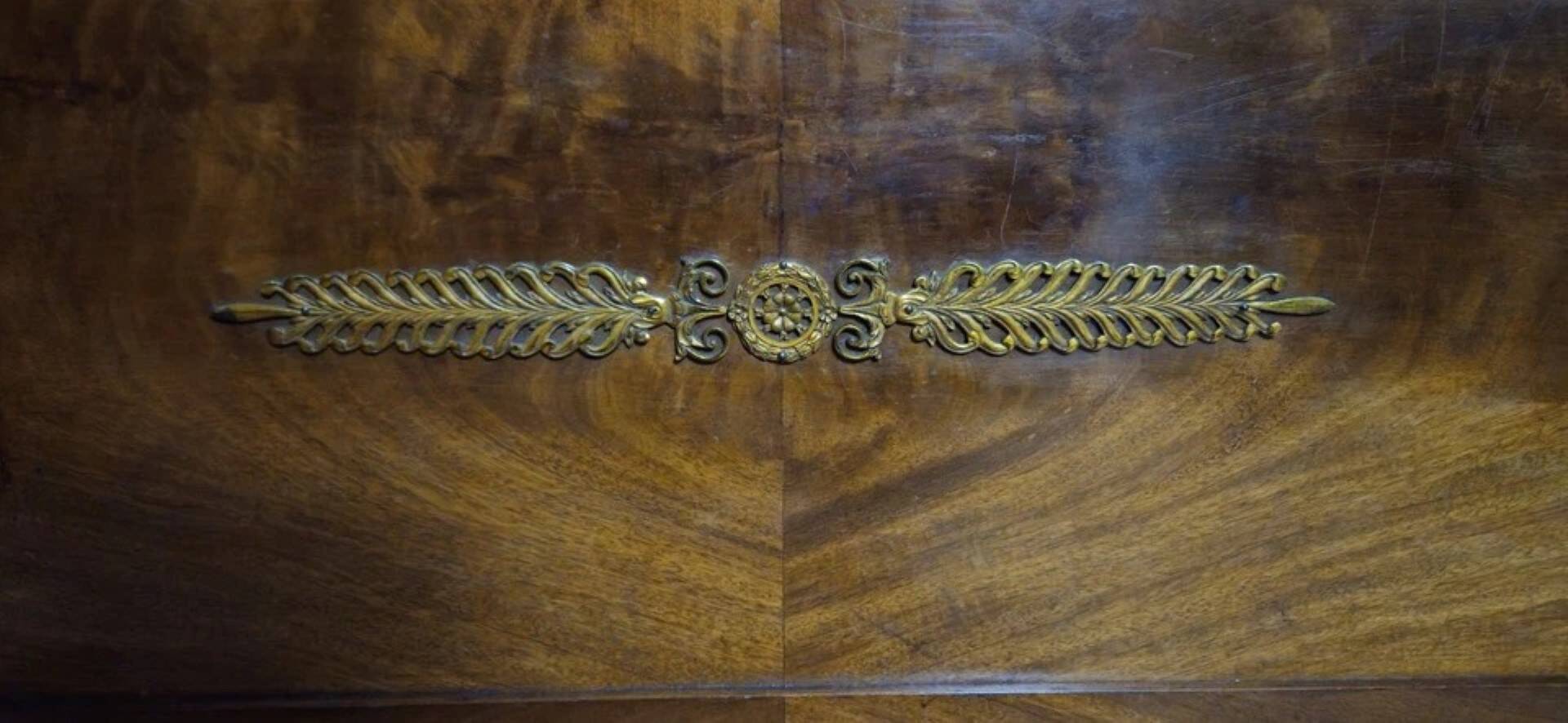 Antique grand lit in flame mahogany – Empire / Restoration / 20th century style
