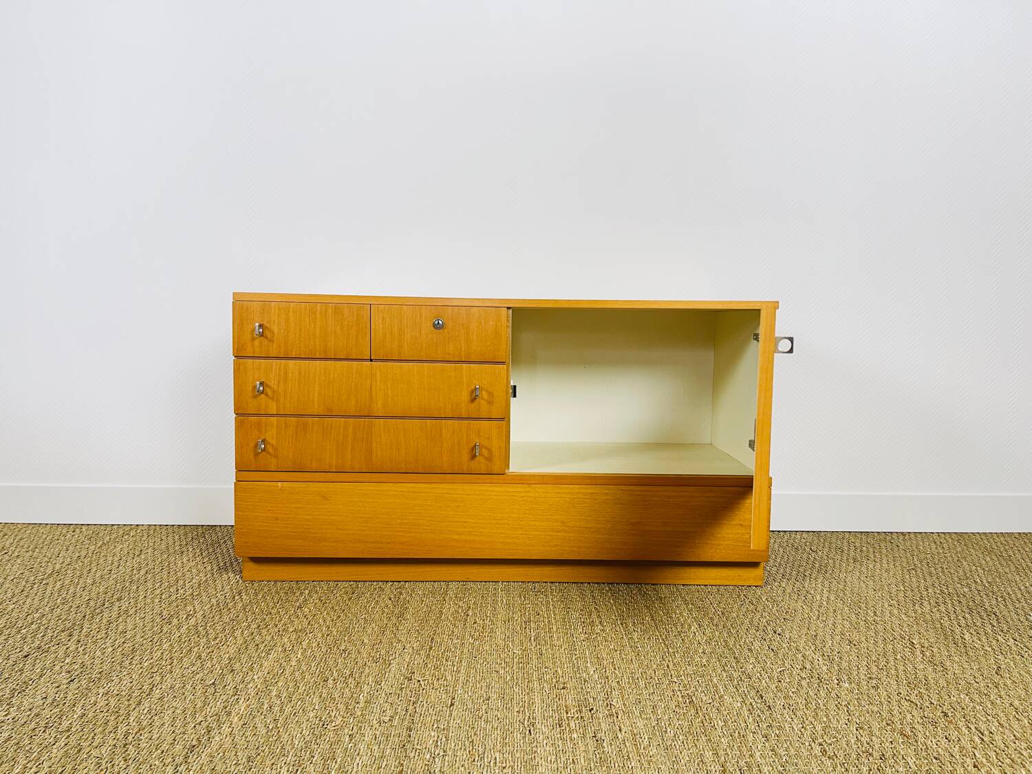 Vintage 1960s sideboard