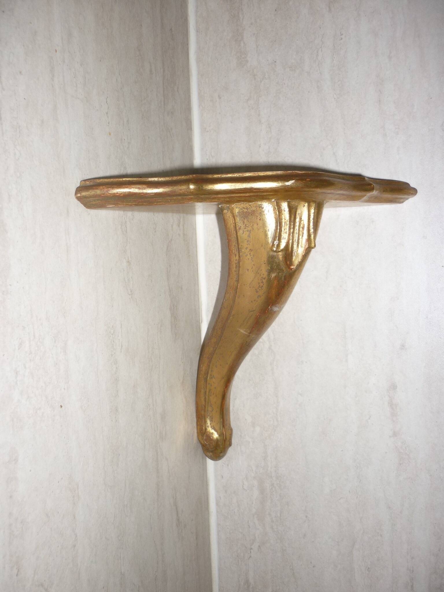Golden wood corner console shelf