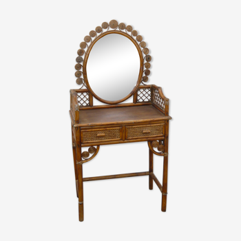 Dressing table in rattan